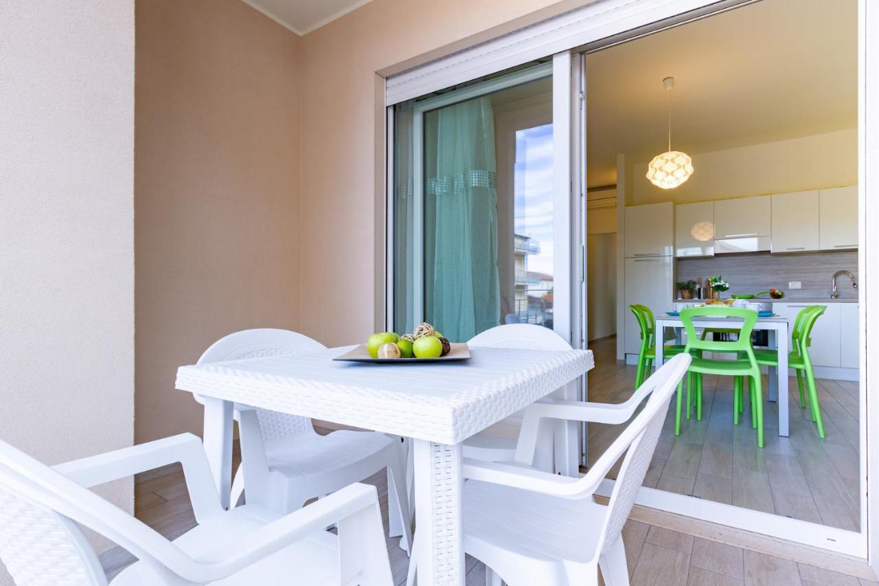 Appartamento Giada 1P - Palazzina Laura MyHo Casa Tortoreto Esterno foto